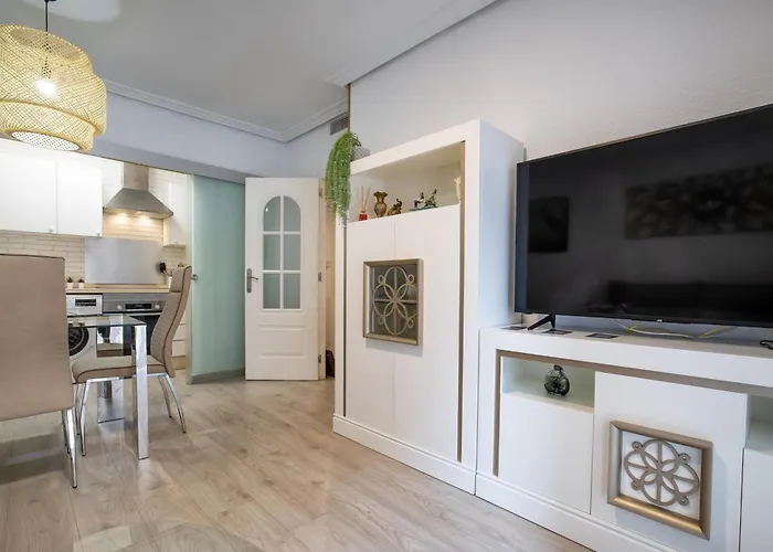 公寓 Apto Vallellano Junto Al Casco Historico & Parking Incluido