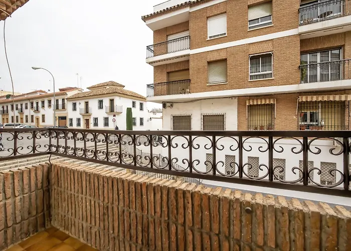 公寓 Apto Vallellano Junto Al Casco Historico & Parking Incluido *