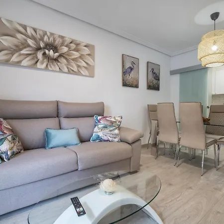 Apto Vallellano Junto Al Casco Historico & Parking Incluido