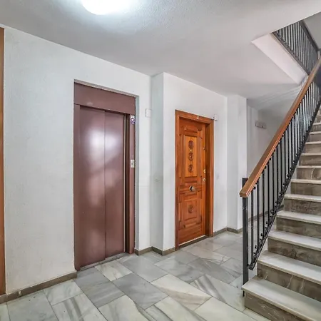 Apto Vallellano Junto Al Casco Historico & Parking Incluido شقة *