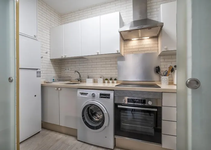 Apto Vallellano Junto Al Casco Historico & Parking Incluido Apartmán